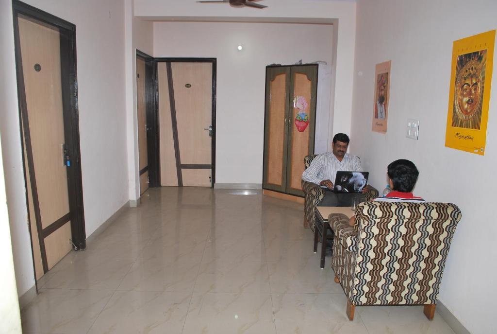 Hotel Deepak Jaipur Rum bild
