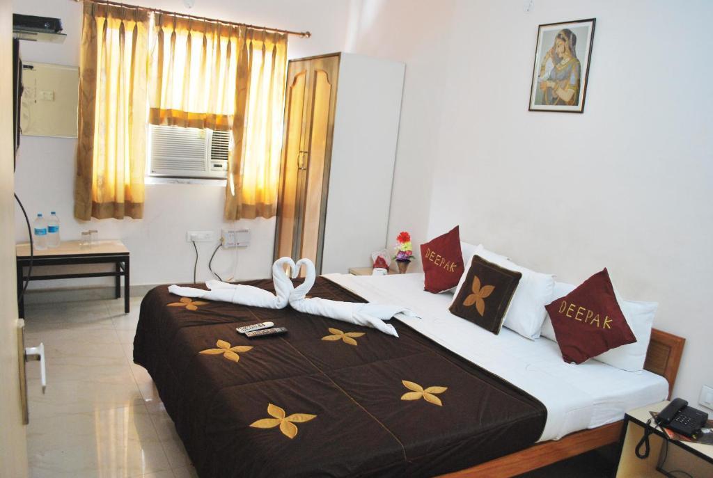 Hotel Deepak Jaipur Exteriör bild