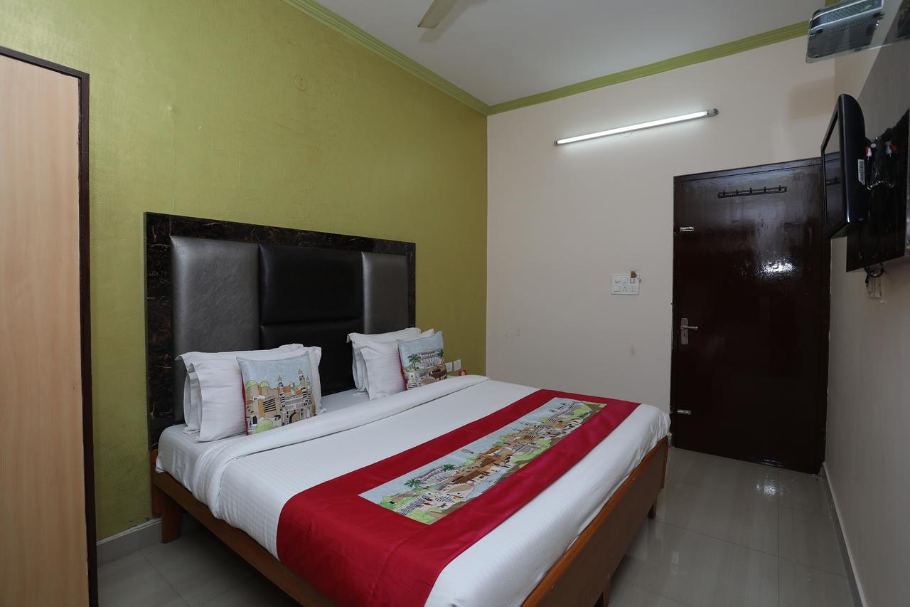 Hotel Deepak Jaipur Exteriör bild