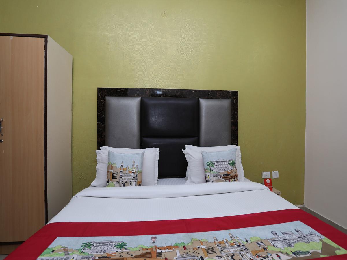 Hotel Deepak Jaipur Exteriör bild